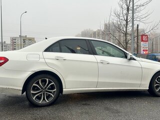 2012 Mercedes-Benz E-Класс 200 7G-Tronic IV (W212, S212, C207), белый, 1250000 рублей, вид 3