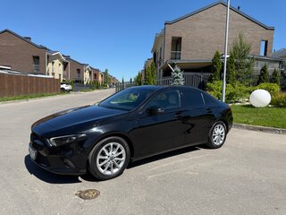 2020 Mercedes-Benz A-Класс 200 IV (W177), чёрный, 2450000 рублей, вид 2