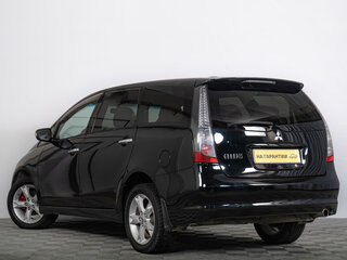 2004 Mitsubishi Grandis I, чёрный, 729000 рублей, вид 5
