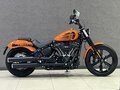 2025 Harley-Davidson Street Bob, оранжевый, 1690000 рублей - вид 8