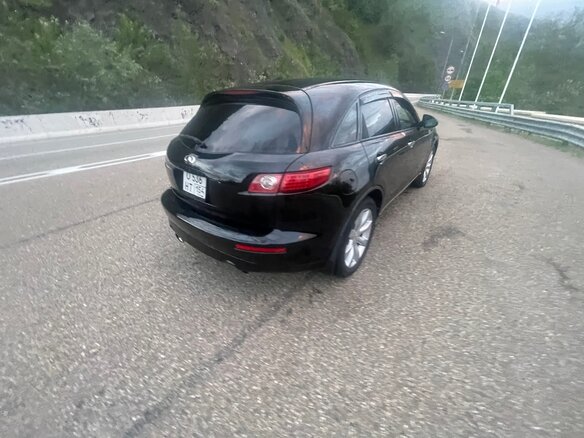 2003 Infiniti FX35 I (S50), чёрный, 950000 рублей - вид 11
