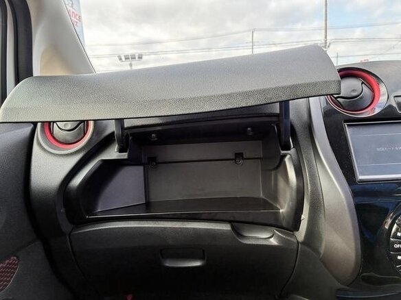 2018 Nissan Note Nismo II Рестайлинг, белый, 750333 рублей - вид 18