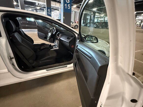 2009 Opel Astra GTC H Рестайлинг, белый, 335000 рублей - вид 19