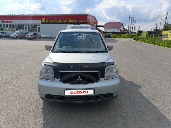 2000 Mitsubishi Dion I, зелёный, 225000 рублей