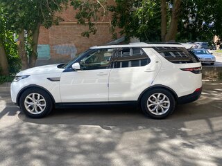 2019 Land Rover Discovery V, белый, 3500000 рублей, вид 3