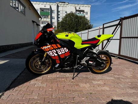 2014 Honda CBR 1000 RR/RA Fireblade, золотистый, 950000 рублей, вид 4