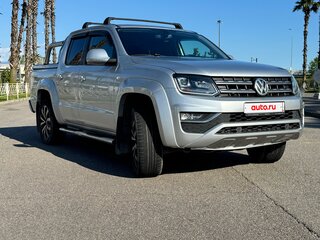 2016 Volkswagen Amarok I Рестайлинг, серебристый, 3100000 рублей, вид 2