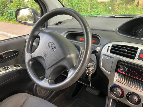 2002 Hyundai Matrix I, серебристый, 200000 рублей - вид 7