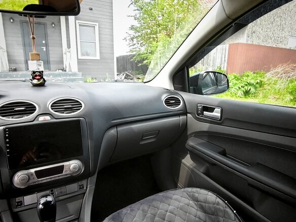2010 Ford Focus II Рестайлинг, чёрный, 550000 рублей - вид 14