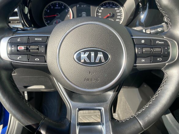 2021 Kia K5 III, синий, 2197000 рублей - вид 18