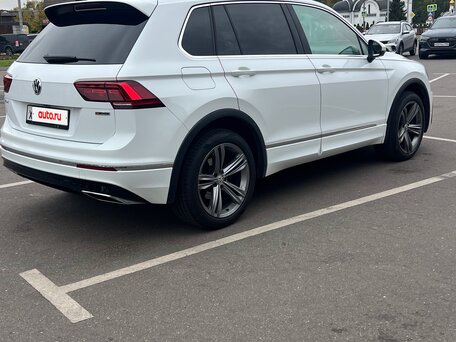 2019 Volkswagen Tiguan II, белый, 4100000 рублей, вид 4