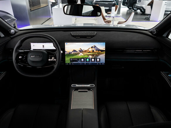 2026 Omoda C7, белый, 3499000 рублей - вид 19