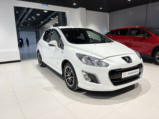 2011 Peugeot 308 I Рестайлинг, белый, 498000 рублей, вид 3