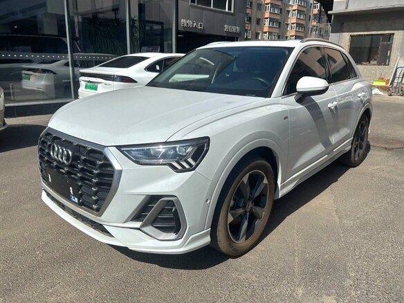 2021 Audi Q3 35 TFSI II (F3), белый, 2310000 рублей - вид 2