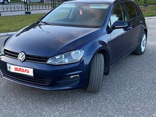 2013 Volkswagen Golf VII, синий, 990000 рублей, вид 4