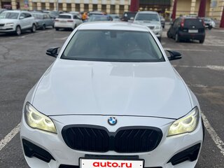 2016 BMW 5 серии Long 520Li VI (F10/F11/F07) Рестайлинг, белый, 1950000 рублей, вид 4