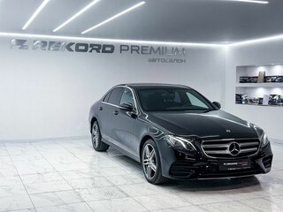 2019 Mercedes-Benz E-Класс 200 V (W213, S213, C238), чёрный, 3200000 рублей, вид 2
