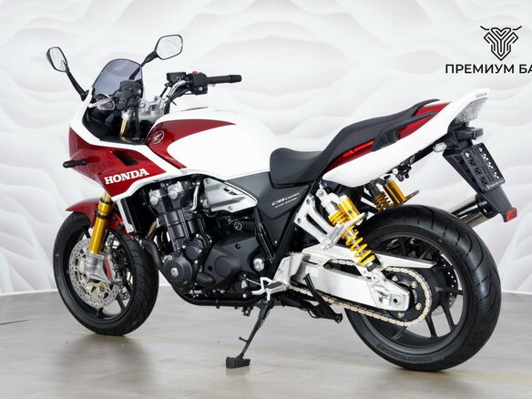 2025 Honda CB 1300, белый, 1799000 рублей - вид 7