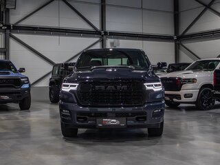 2026 Ram 1500 Crew Cab V Рестайлинг, синий, 9690000 рублей, вид 2