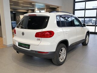 2011 Volkswagen Tiguan I Рестайлинг, белый, 739000 рублей, вид 4