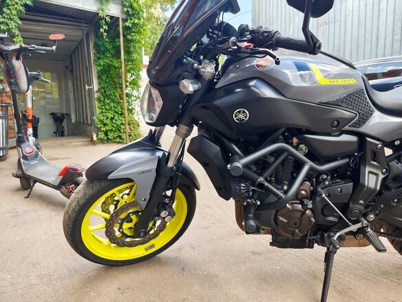 2017 Yamaha MT-07 (FZ-07), жёлтый, 639999 рублей - вид 3