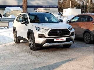 2024 Toyota RAV4 V (XA50), белый, 4100000 рублей, вид 1
