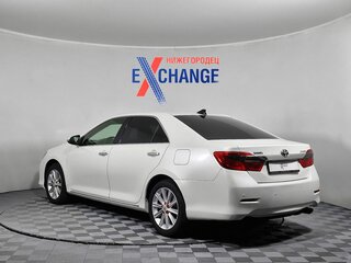 2012 Toyota Camry VII (XV50), белый, 1469000 рублей, вид 4