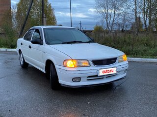 2001 Nissan Sunny B15, белый, 440000 рублей, вид 2