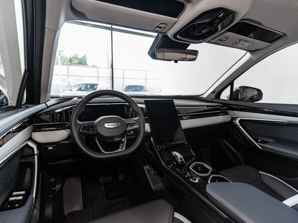2026 Geely Atlas II, чёрный, 4229990 рублей - вид 8