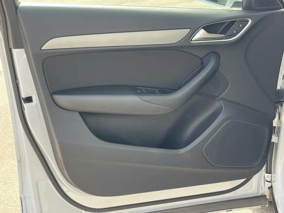 2013 Audi Q3 I (8U), белый, 1590000 рублей - вид 21