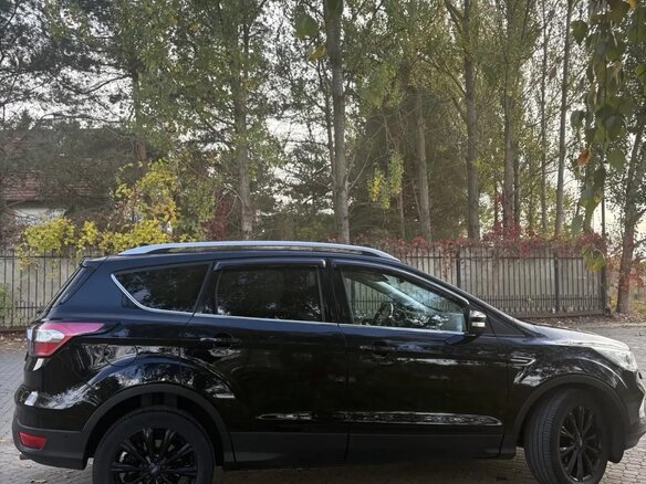 2017 Ford Kuga II Рестайлинг, чёрный, 1900000 рублей - вид 6