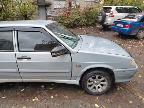 2004 Lada (ВАЗ) 2115, серебристый, 120000 рублей - вид 6