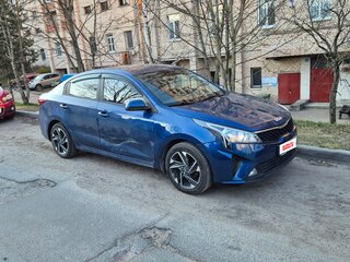 2021 Kia Rio IV Рестайлинг, синий, 1700000 рублей, вид 3