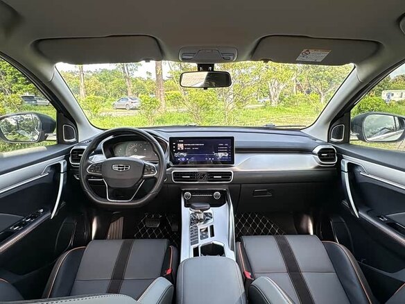 2023 Geely Binyue I Рестайлинг, серый, 1185000 рублей - вид 9