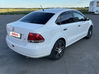 2013 Volkswagen Polo V, белый, 650000 рублей, вид 3