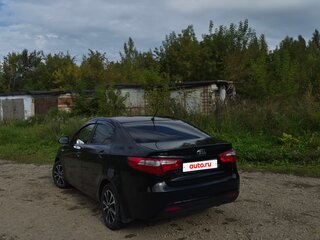 2014 Kia Rio III, чёрный, 850000 рублей, вид 3