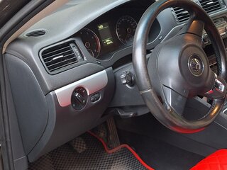 2012 Volkswagen Jetta VI, коричневый, 850000 рублей, вид 1