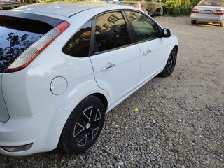 2008 Ford Focus II Рестайлинг, белый, 580000 рублей, вид 4