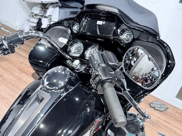 2023 Harley-Davidson Road Glide Limited, чёрный, 3599000 рублей - вид 18