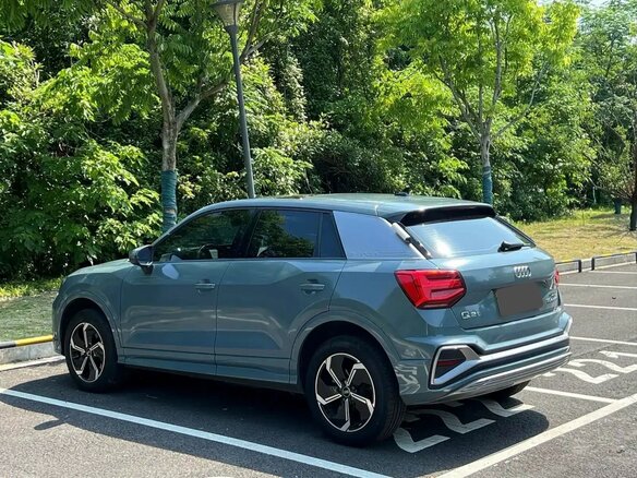2022 Audi Q2 L e-tron I Рестайлинг, серый, 2080000 рублей - вид 6