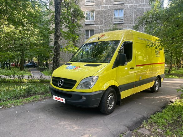 2013 Mercedes-Benz Sprinter, жёлтый, 1350000 рублей - вид 19