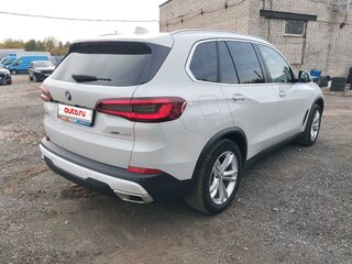 2020 BMW X5 25d IV (G05/G18), белый, 5489340 рублей, вид 3