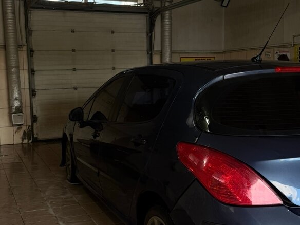 2008 Peugeot 308 I, синий, 375000 рублей - вид 6