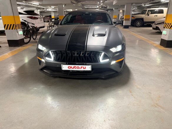 2021 Ford Mustang VI Рестайлинг, чёрный, 3150000 рублей - вид 1