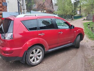 2010 Mitsubishi Outlander II Рестайлинг, красный, 819000 рублей, вид 4