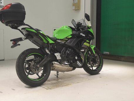 2019 Kawasaki Ninja 650, зелёный, 680000 рублей, вид 4