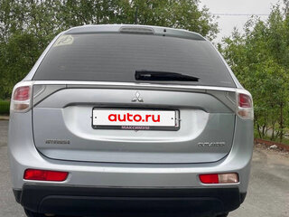 2012 Mitsubishi Outlander III, серебристый, 1150000 рублей, вид 5