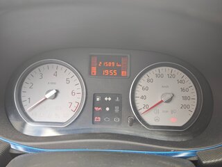 2010 Renault Sandero I, бежевый, 495000 рублей, вид 4