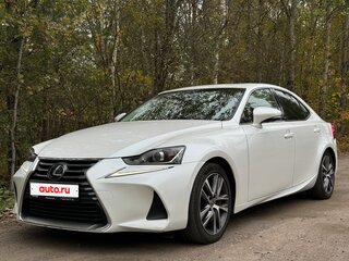 2018 Lexus IS 300 III Рестайлинг, белый, 2250000 рублей, вид 1