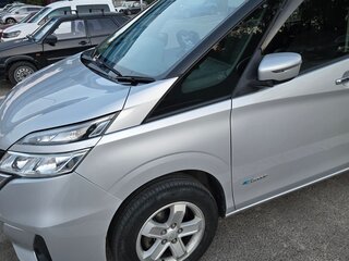 2017 Nissan Serena S-Hybrid V (C27), серый, 1900000 рублей, вид 5